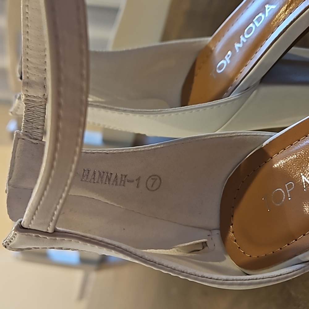 Top Moda Heels - Picture 2 of 5